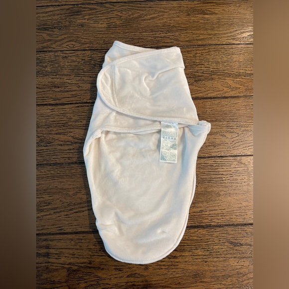 EUC aden + anais Velboa (minky plush) Easy Swaddle Wrap - Picture 1 of 9